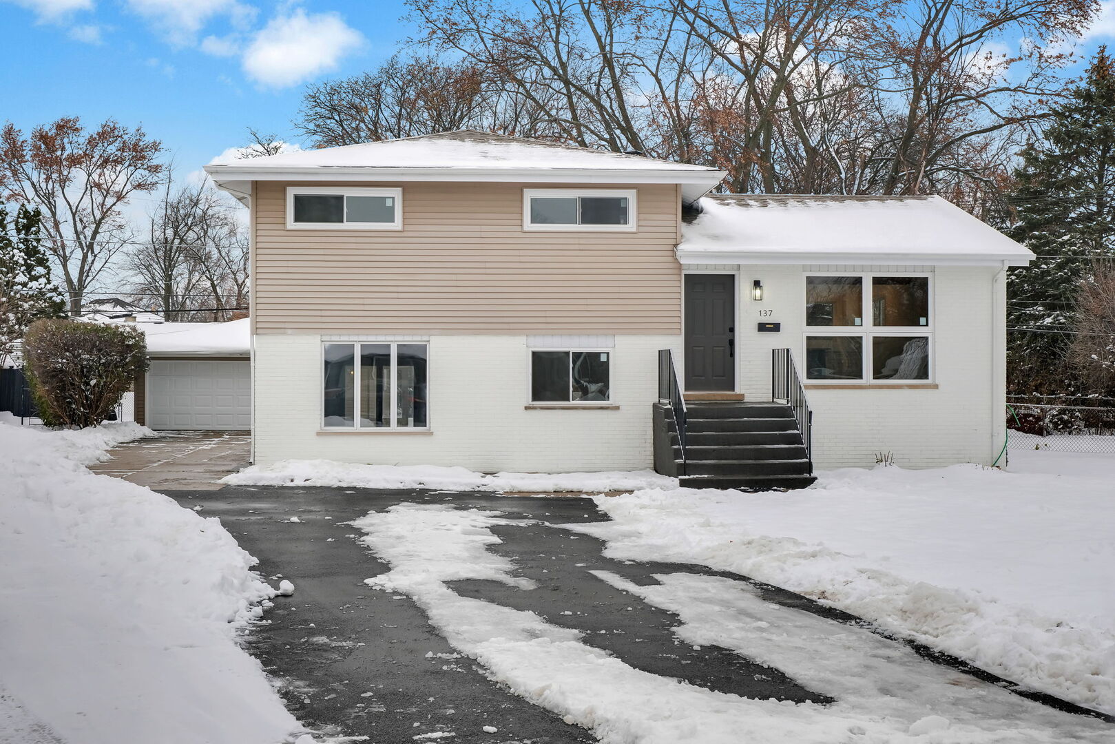 137 Julie Drive