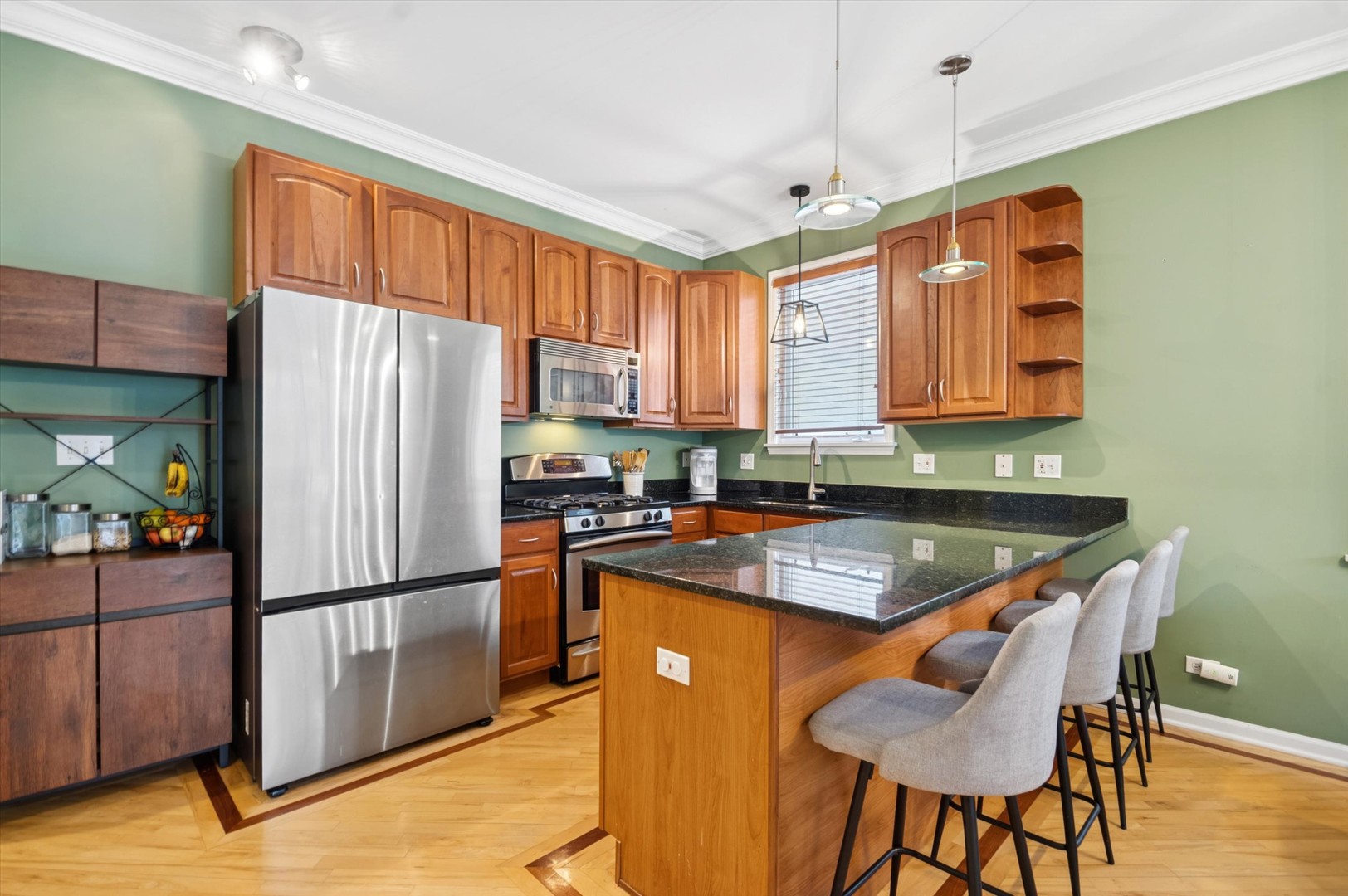 1407 N Campbell Avenue Unit: 1