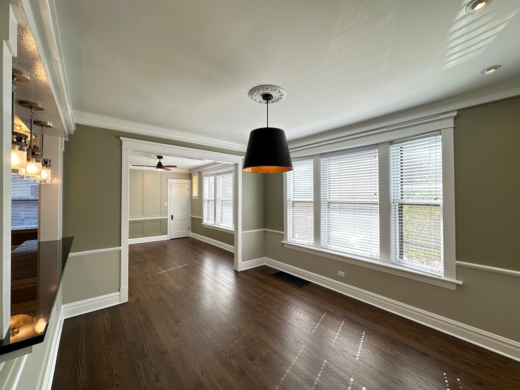 1938 W Berenice Avenue Unit: 1
