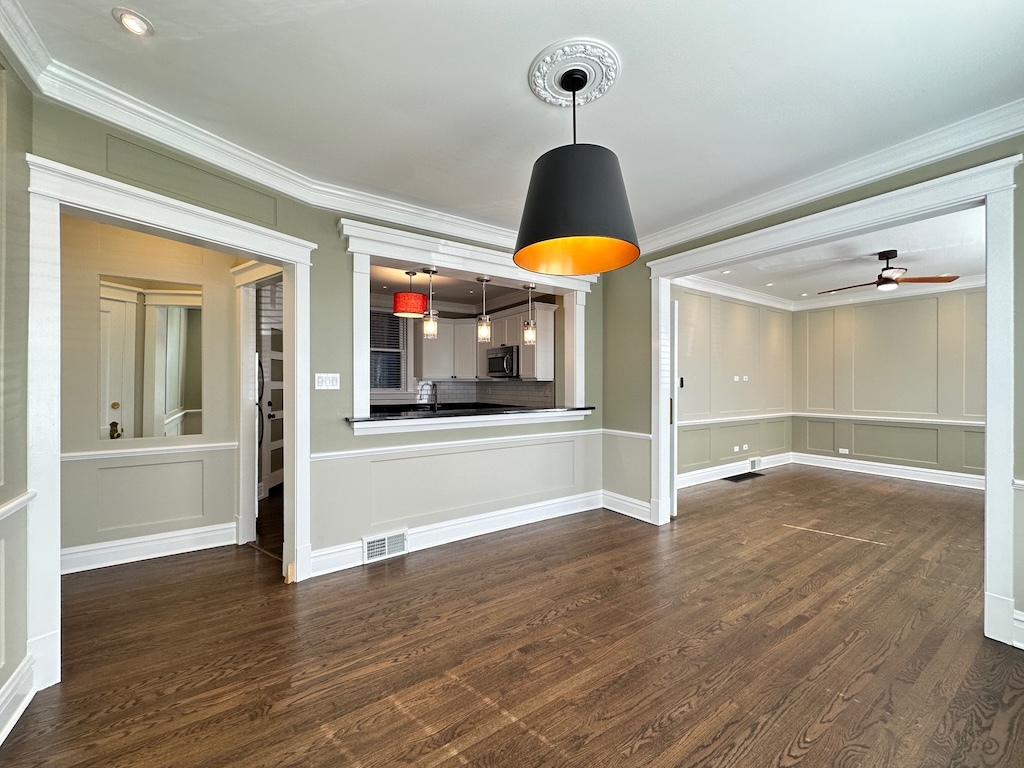 1938 W Berenice Avenue Unit: 1