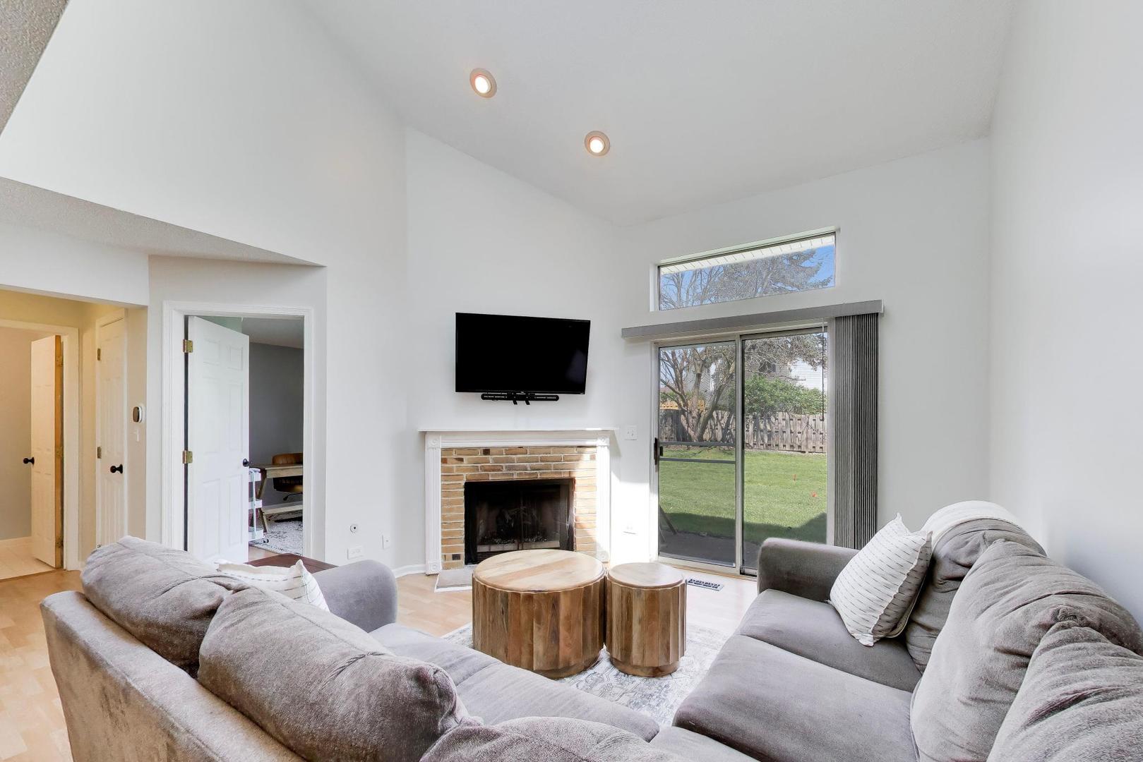 1275 Ranchview Court