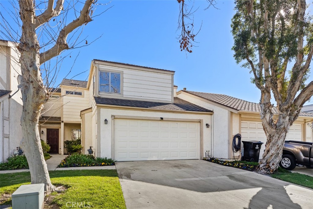 236 Eisenhower Way