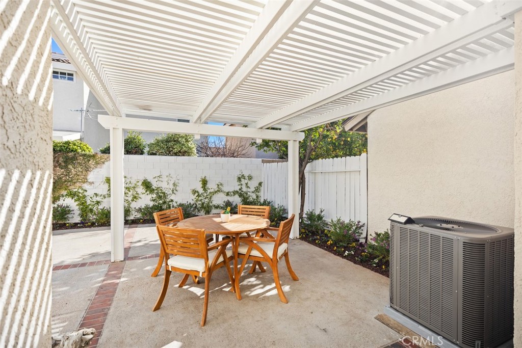 236 Eisenhower Way