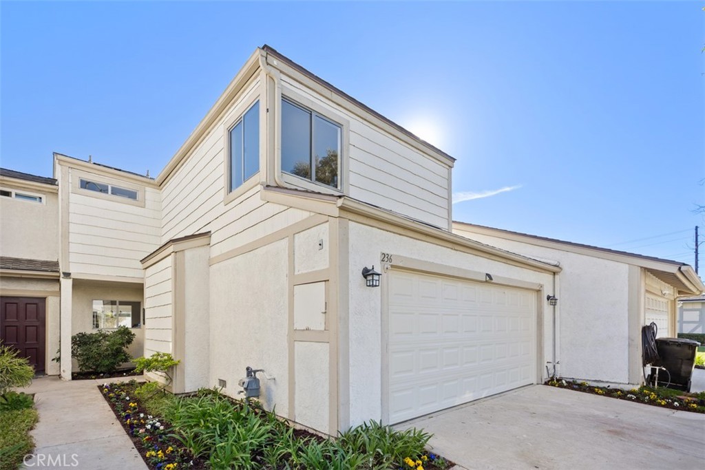 236 Eisenhower Way
