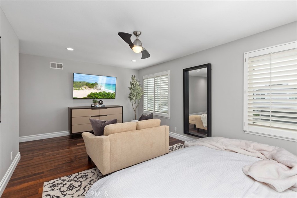 26505 Avenida Veronica