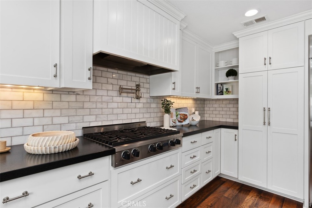 26505 Avenida Veronica