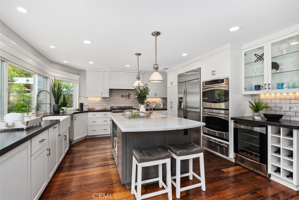 26505 Avenida Veronica