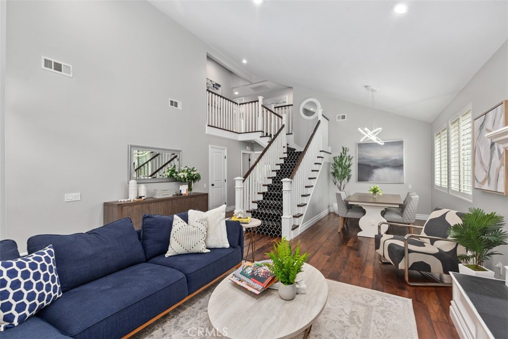 26505 Avenida Veronica