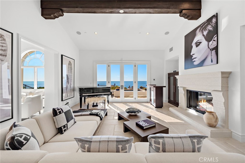 14 Rockshore Bluff