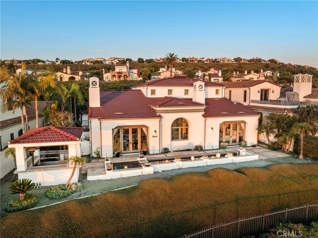 14 Rockshore Bluff
