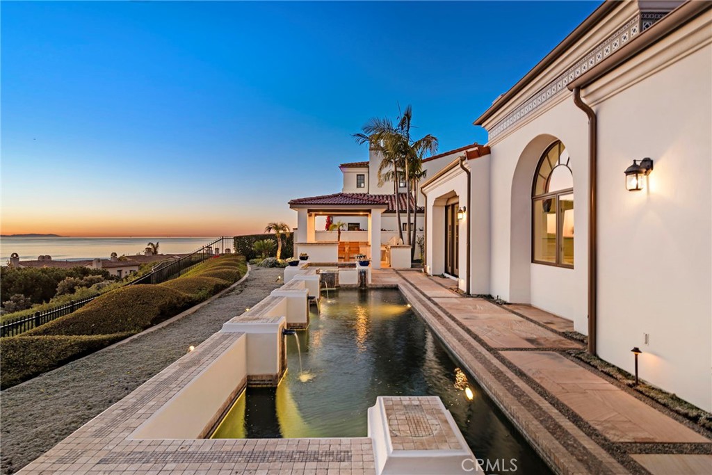 14 Rockshore Bluff