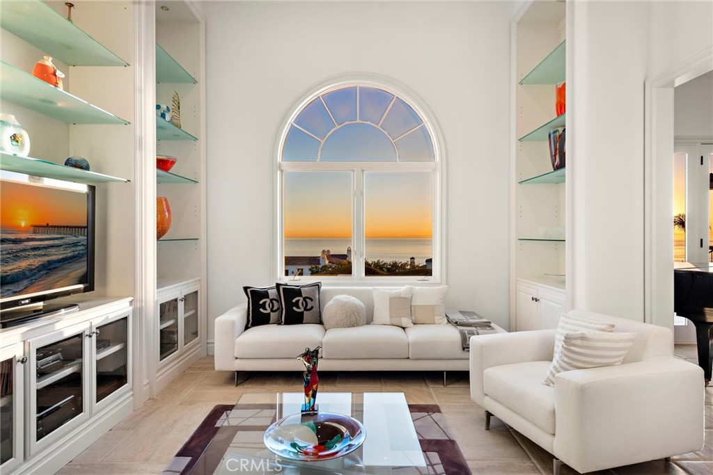 14 Rockshore Bluff