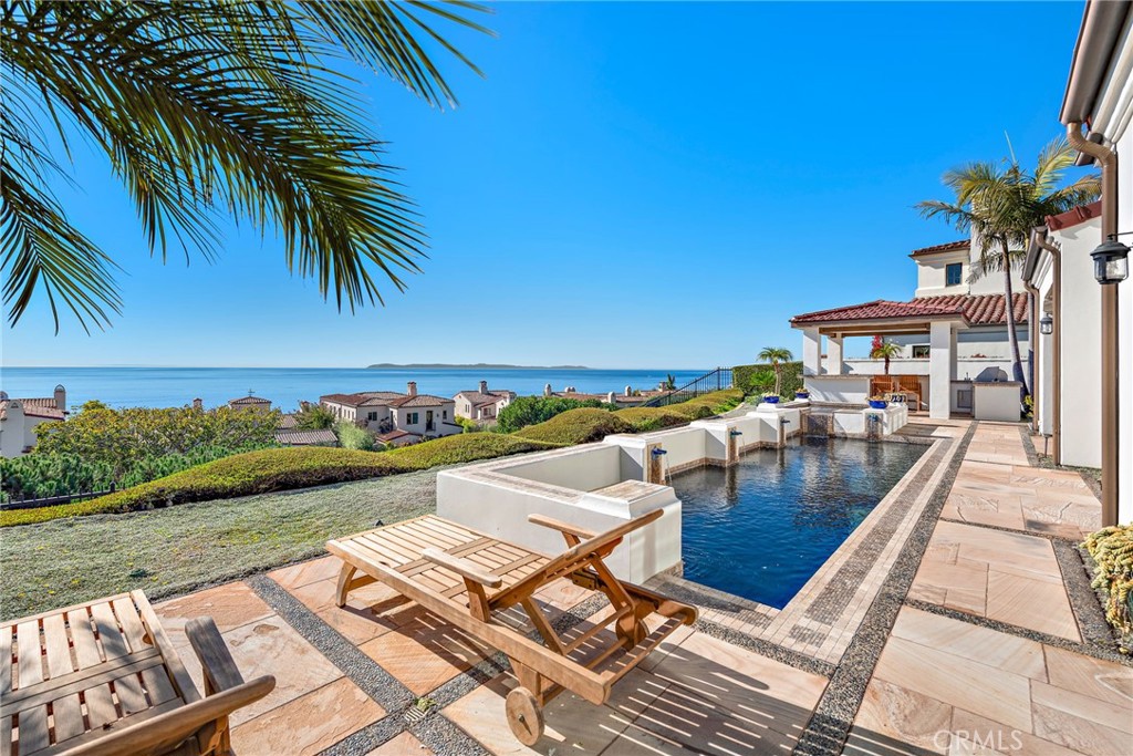 14 Rockshore Bluff