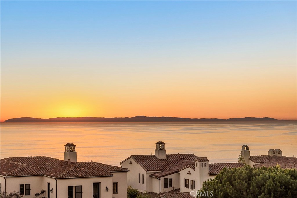 14 Rockshore Bluff