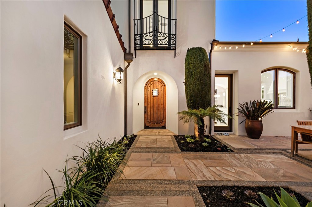 14 Rockshore Bluff