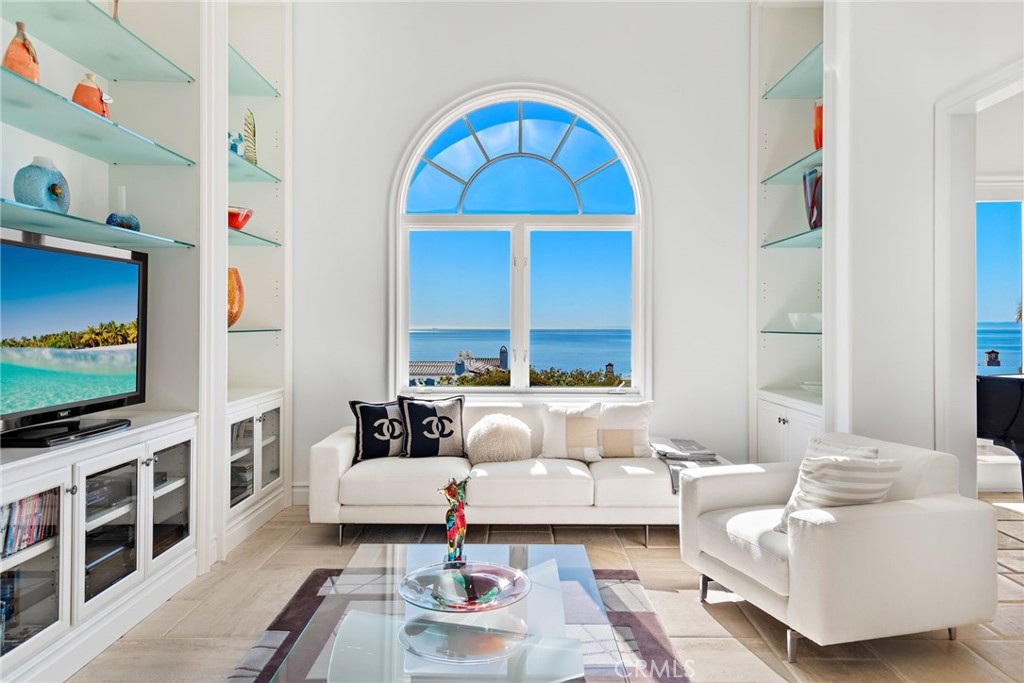 14 Rockshore Bluff