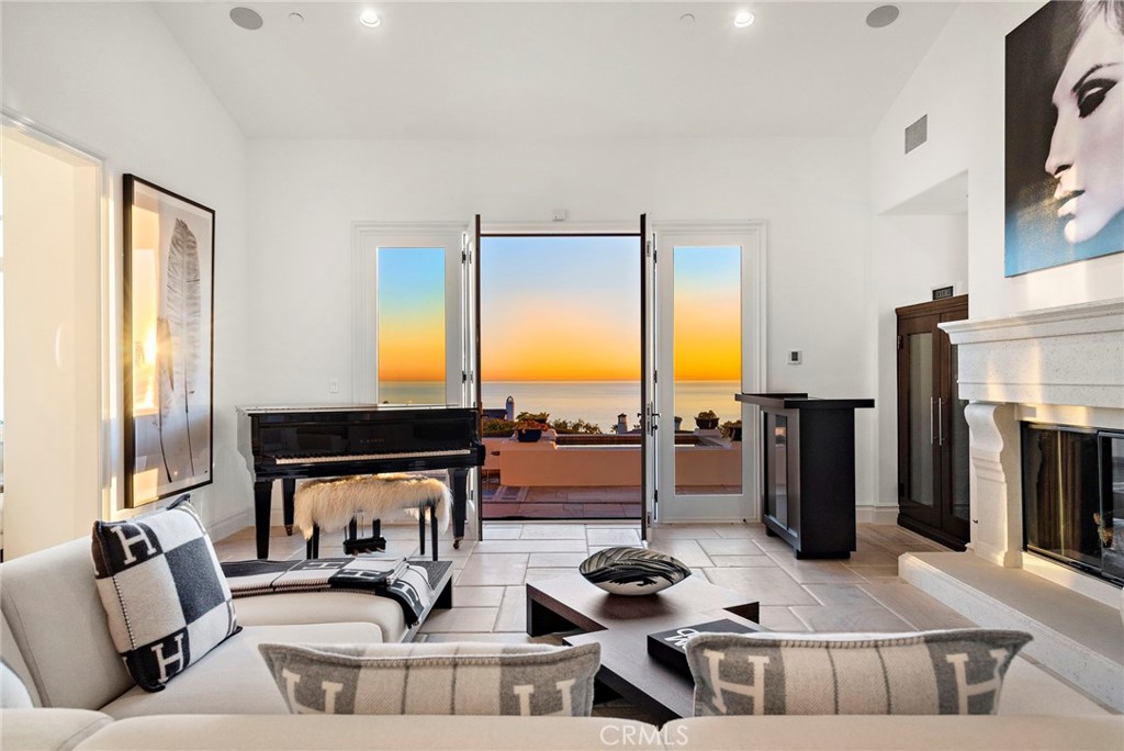 14 Rockshore Bluff