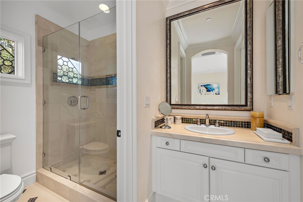 14 Rockshore Bluff