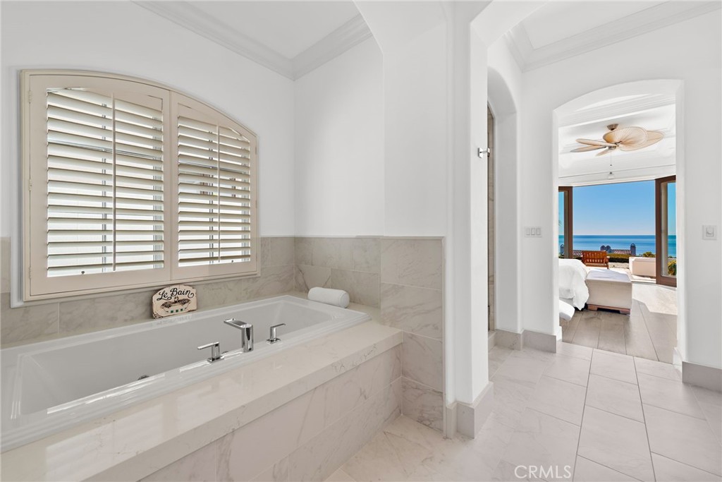 14 Rockshore Bluff