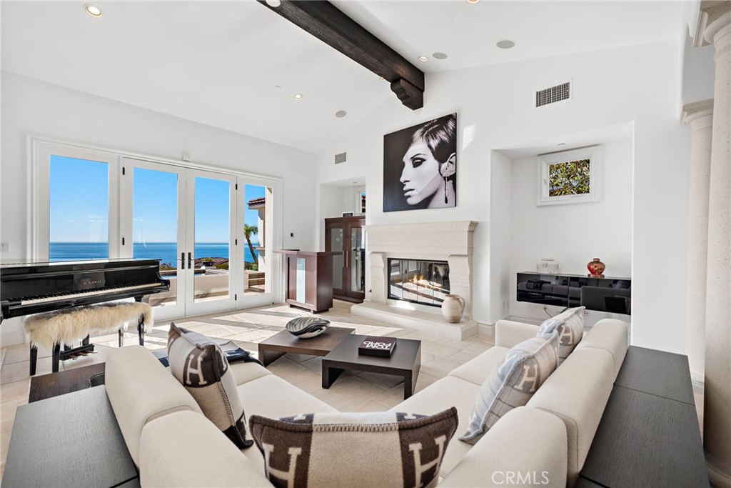 14 Rockshore Bluff