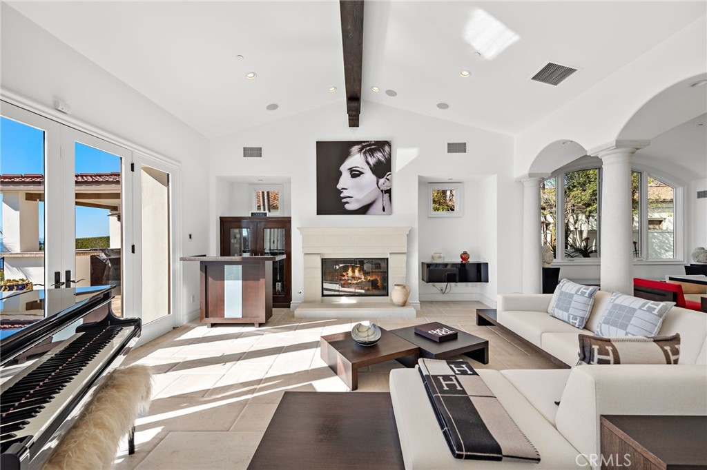 14 Rockshore Bluff
