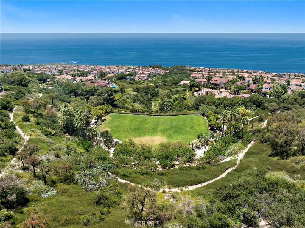 14 Rockshore Bluff