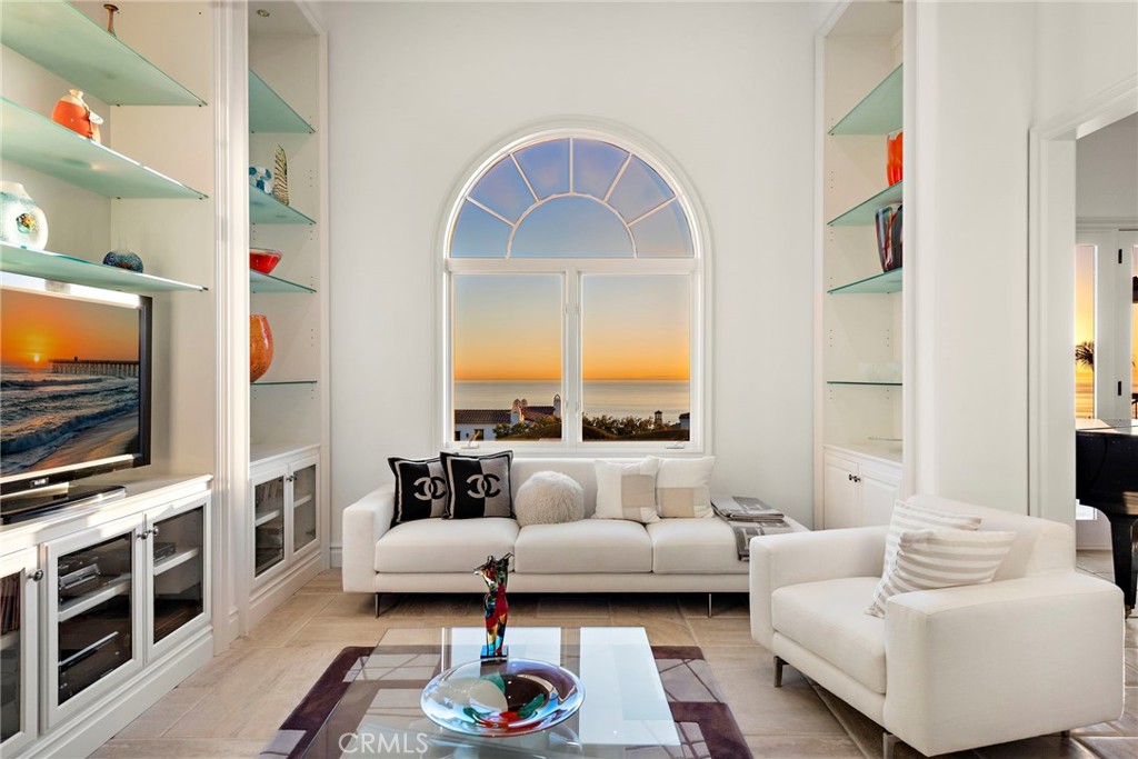14 Rockshore Bluff
