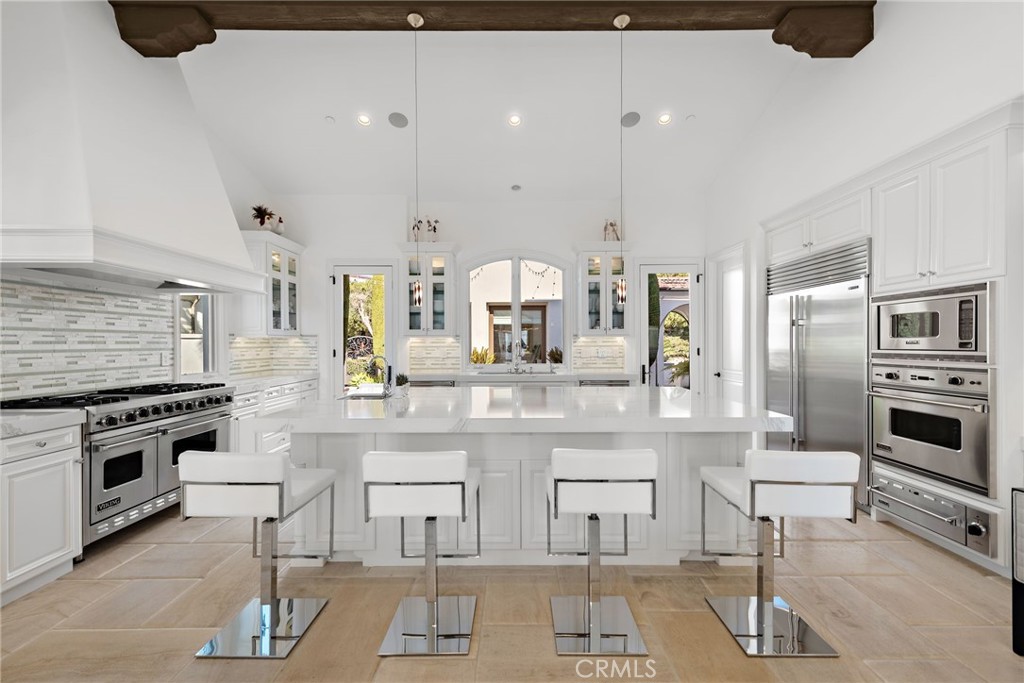 14 Rockshore Bluff