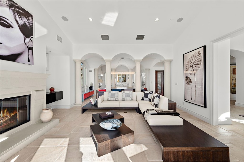 14 Rockshore Bluff