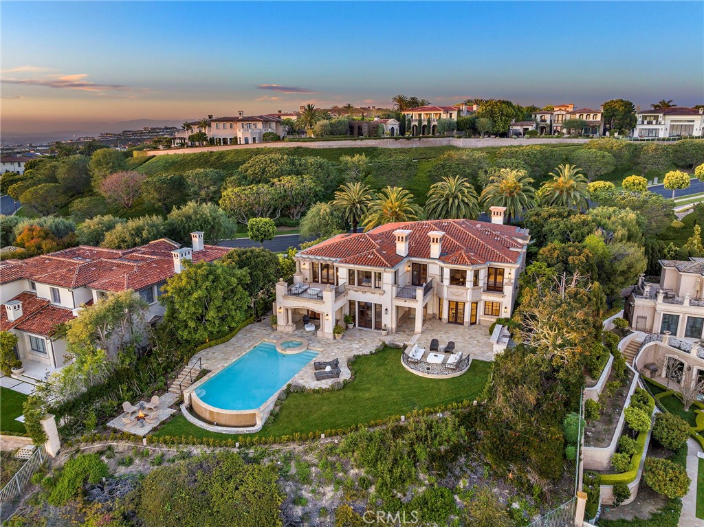 50 Pelican Crest Drive