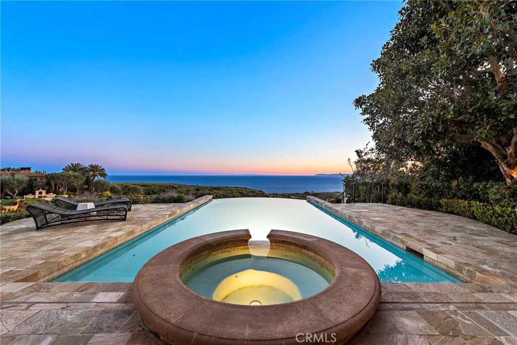 50 Pelican Crest Drive