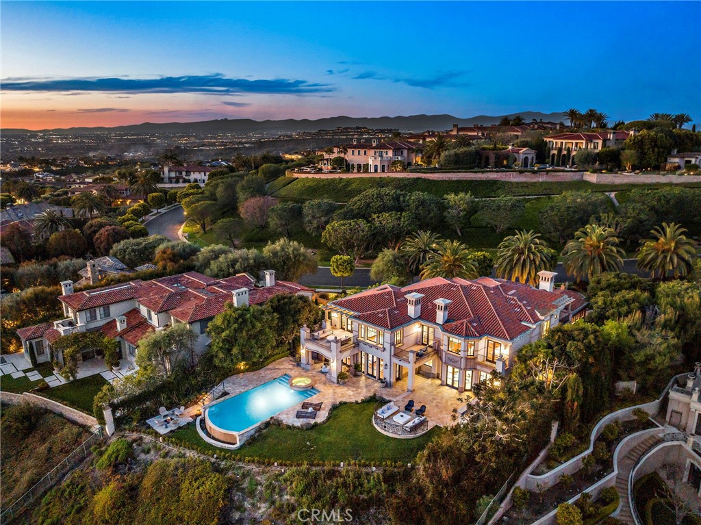 50 Pelican Crest Drive