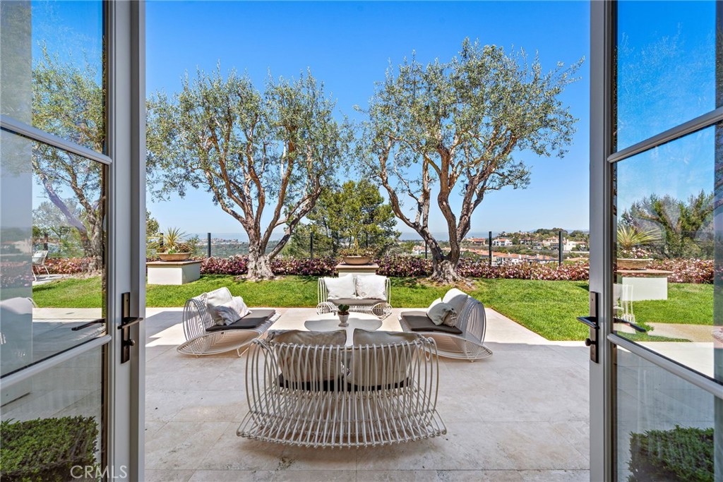 23 Skyridge