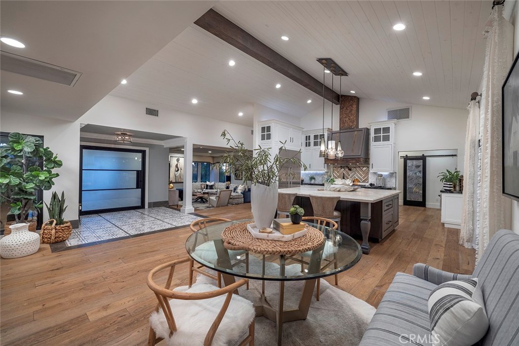 18821 Ridgeview Circle