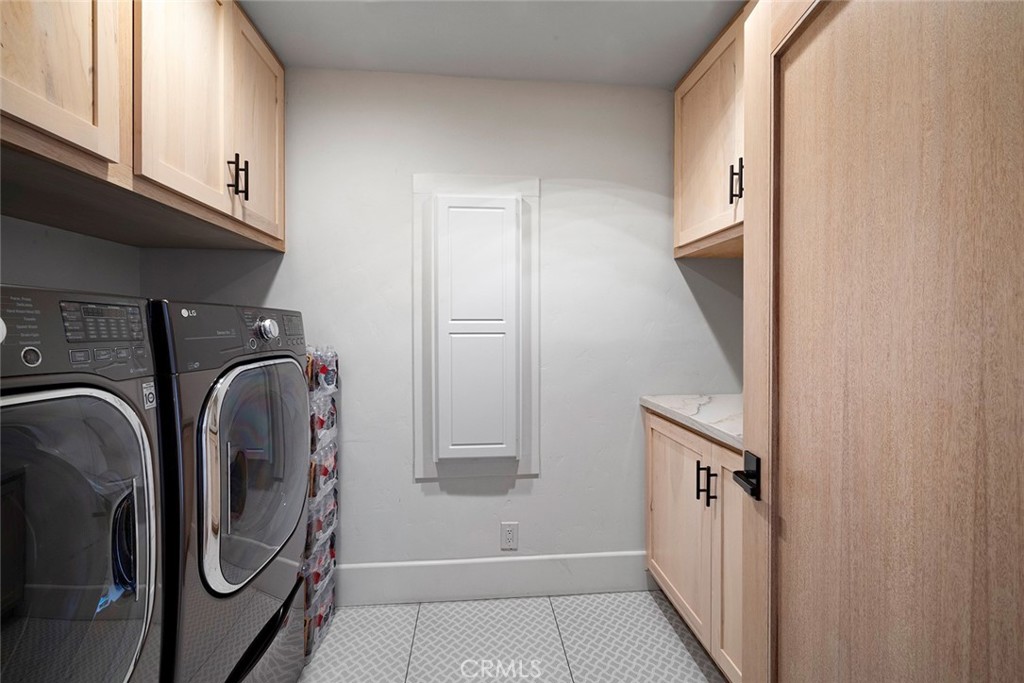 18821 Ridgeview Circle