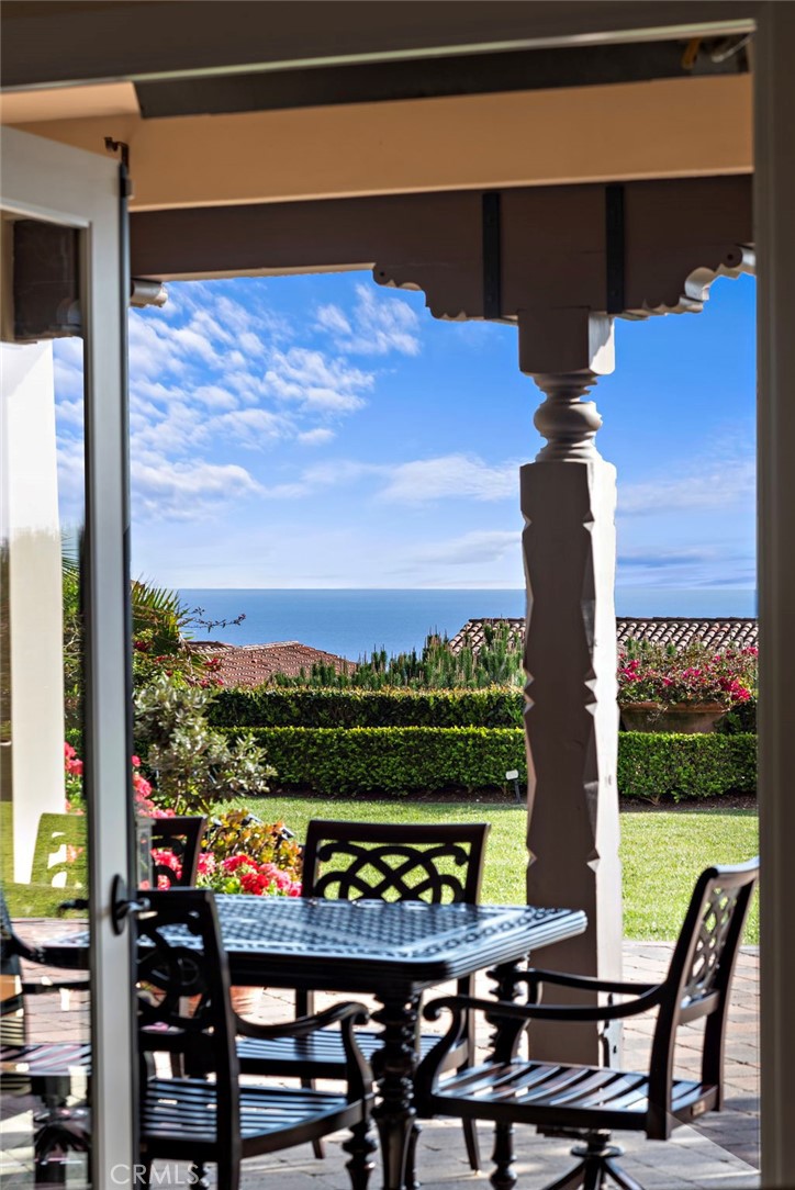 8 Whalers Bluff