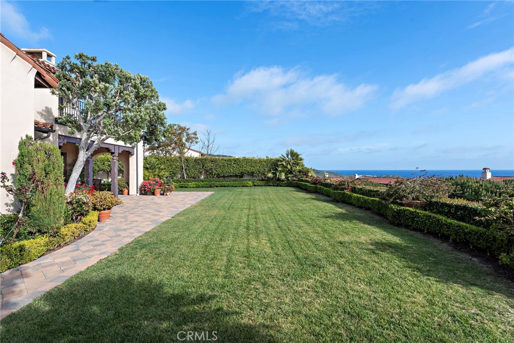 8 Whalers Bluff