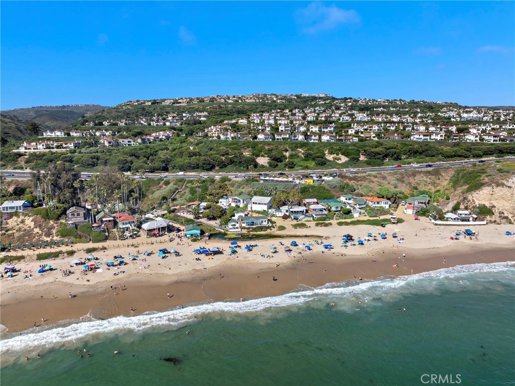8 Whalers Bluff