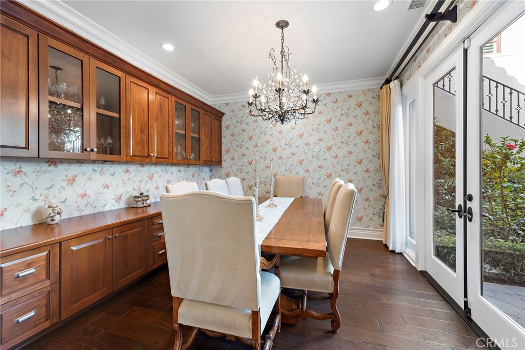 8 Whalers Bluff