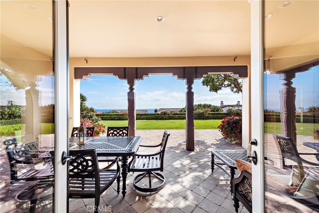 8 Whalers Bluff