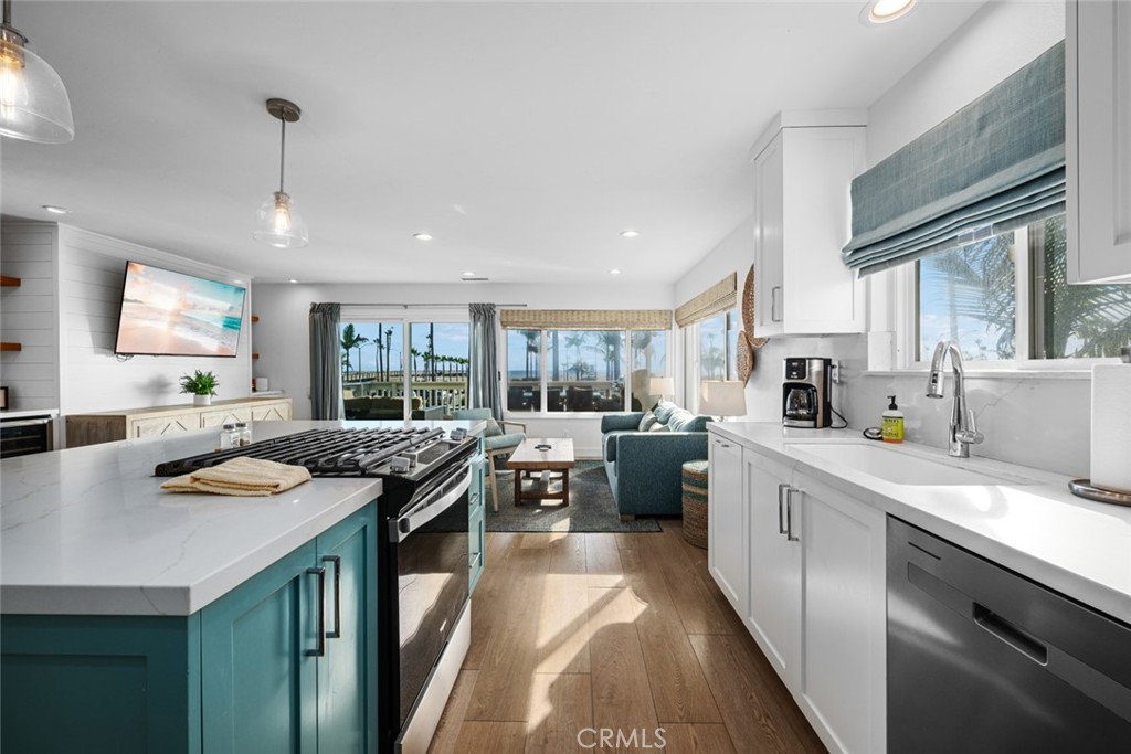 700 E Oceanfront