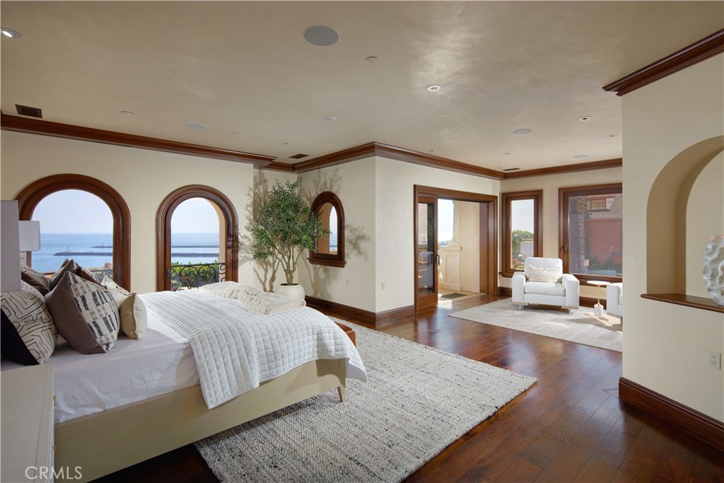 3300 Ocean Boulevard