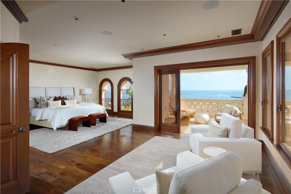 3300 Ocean Boulevard