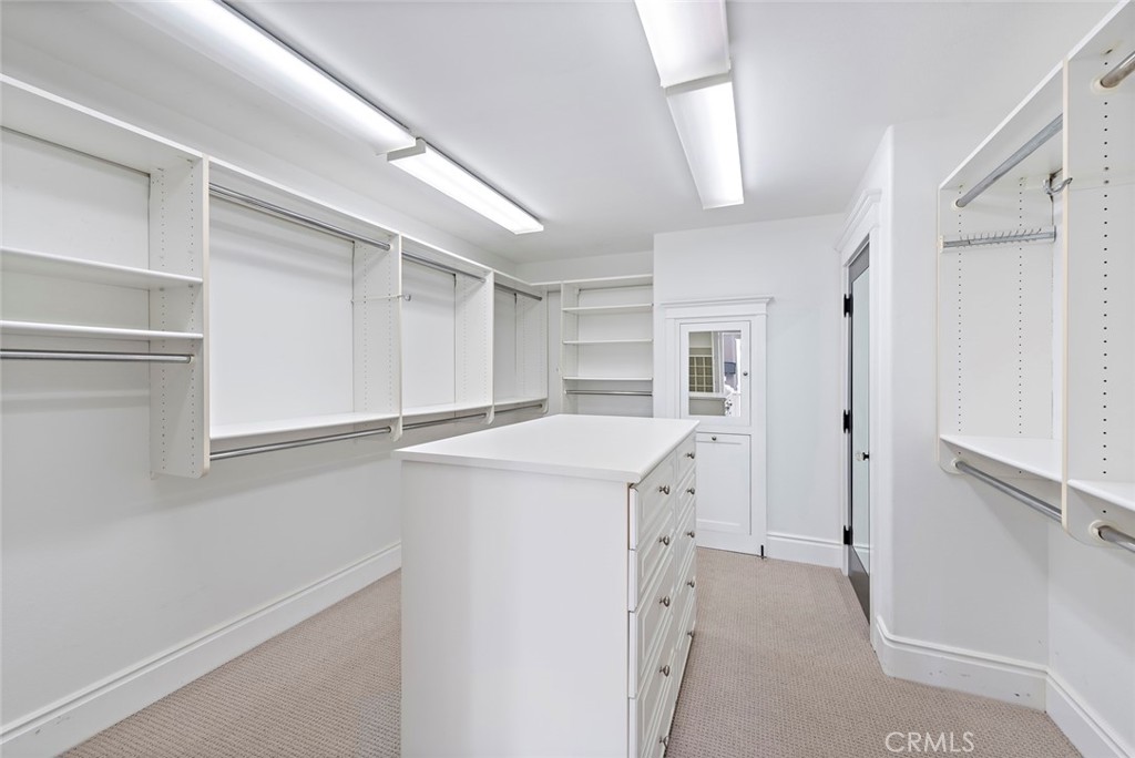 7 Cape Danbury