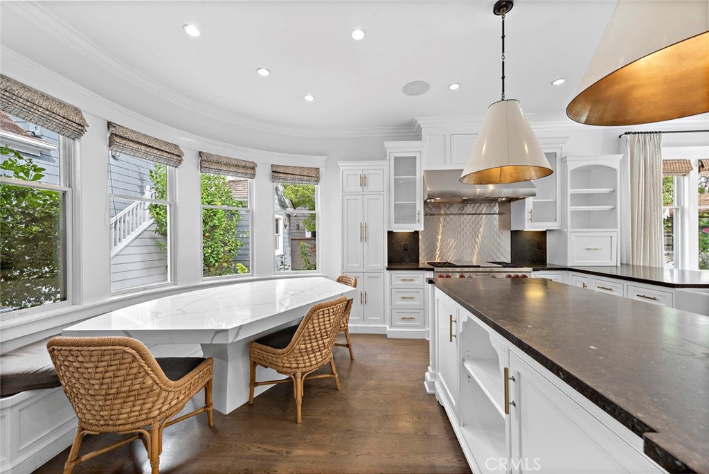 7 Cape Danbury