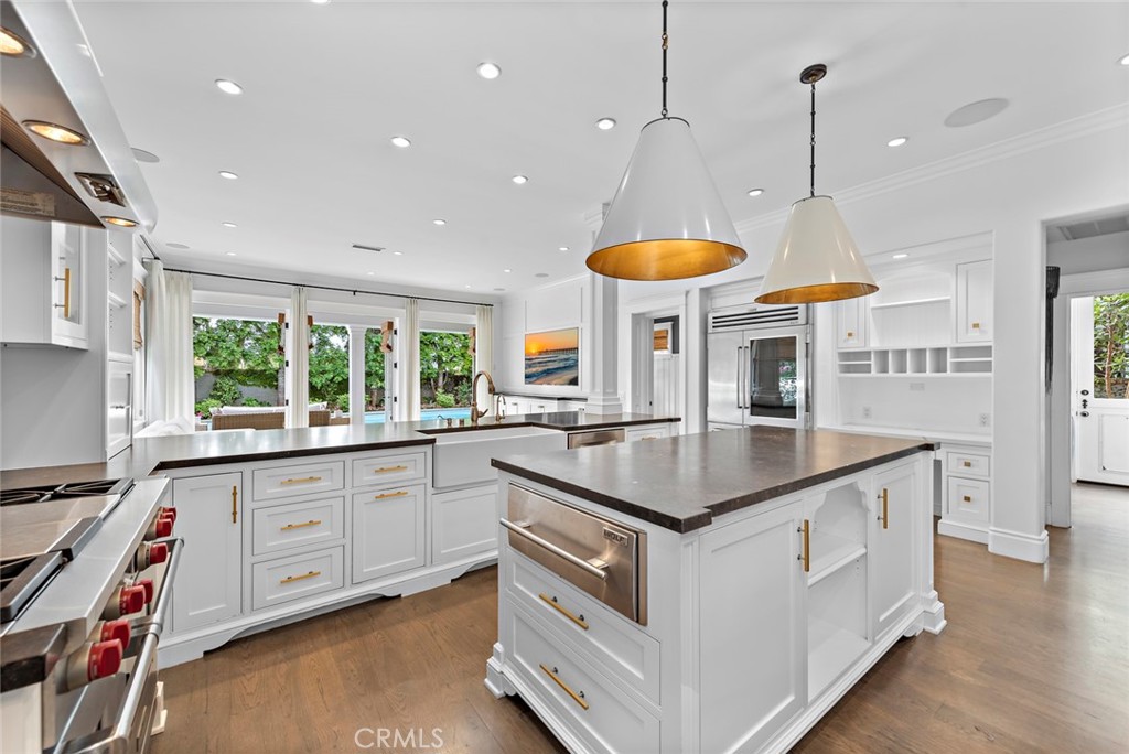 7 Cape Danbury