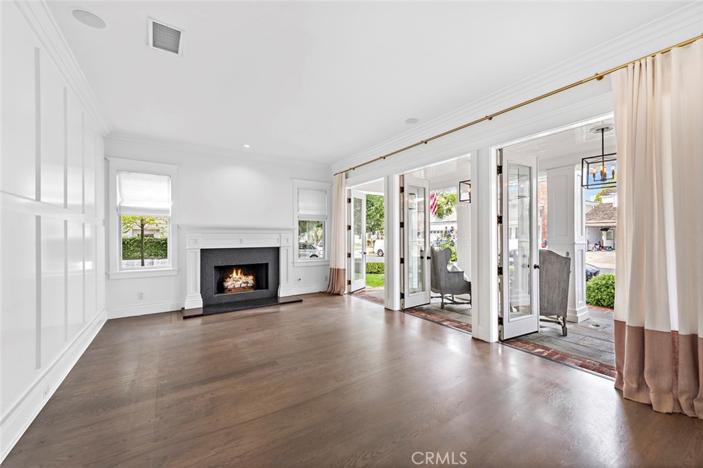 7 Cape Danbury