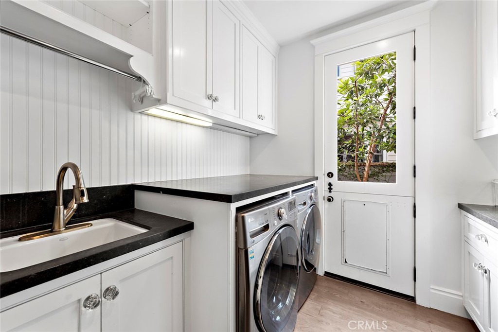7 Cape Danbury