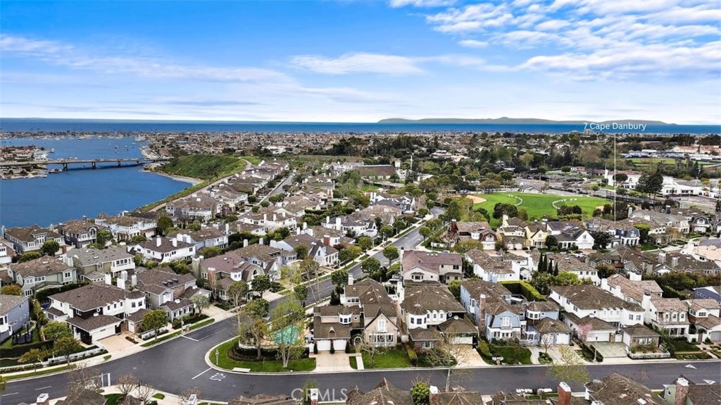7 Cape Danbury