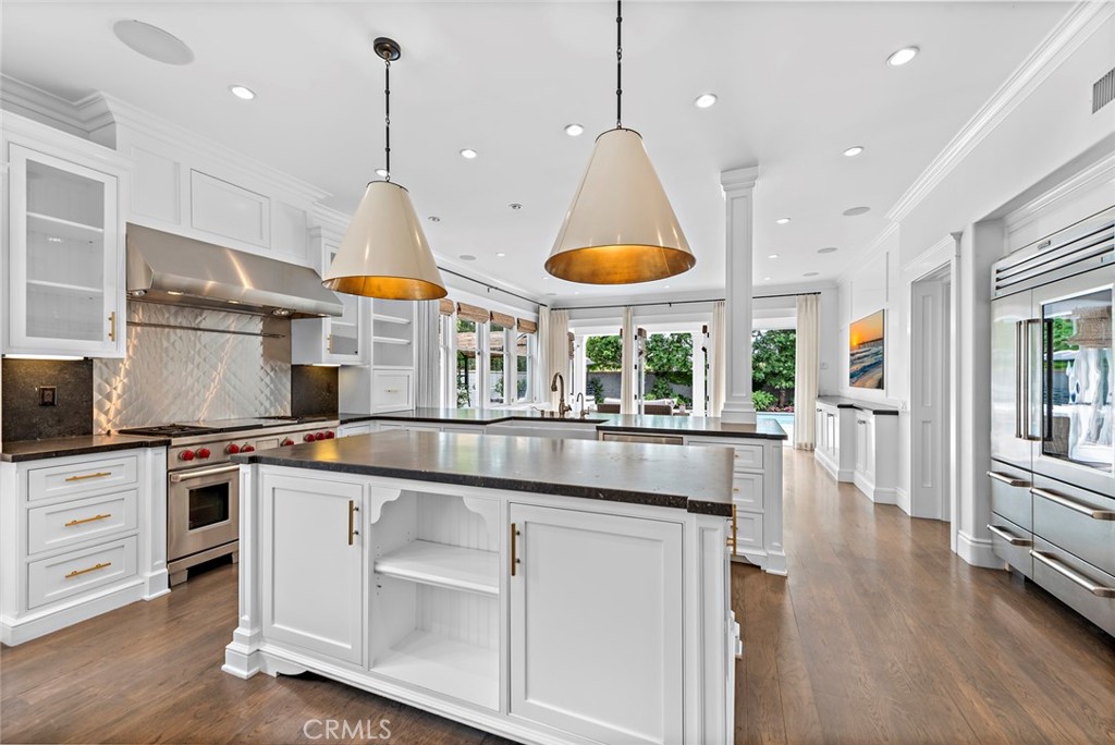 7 Cape Danbury